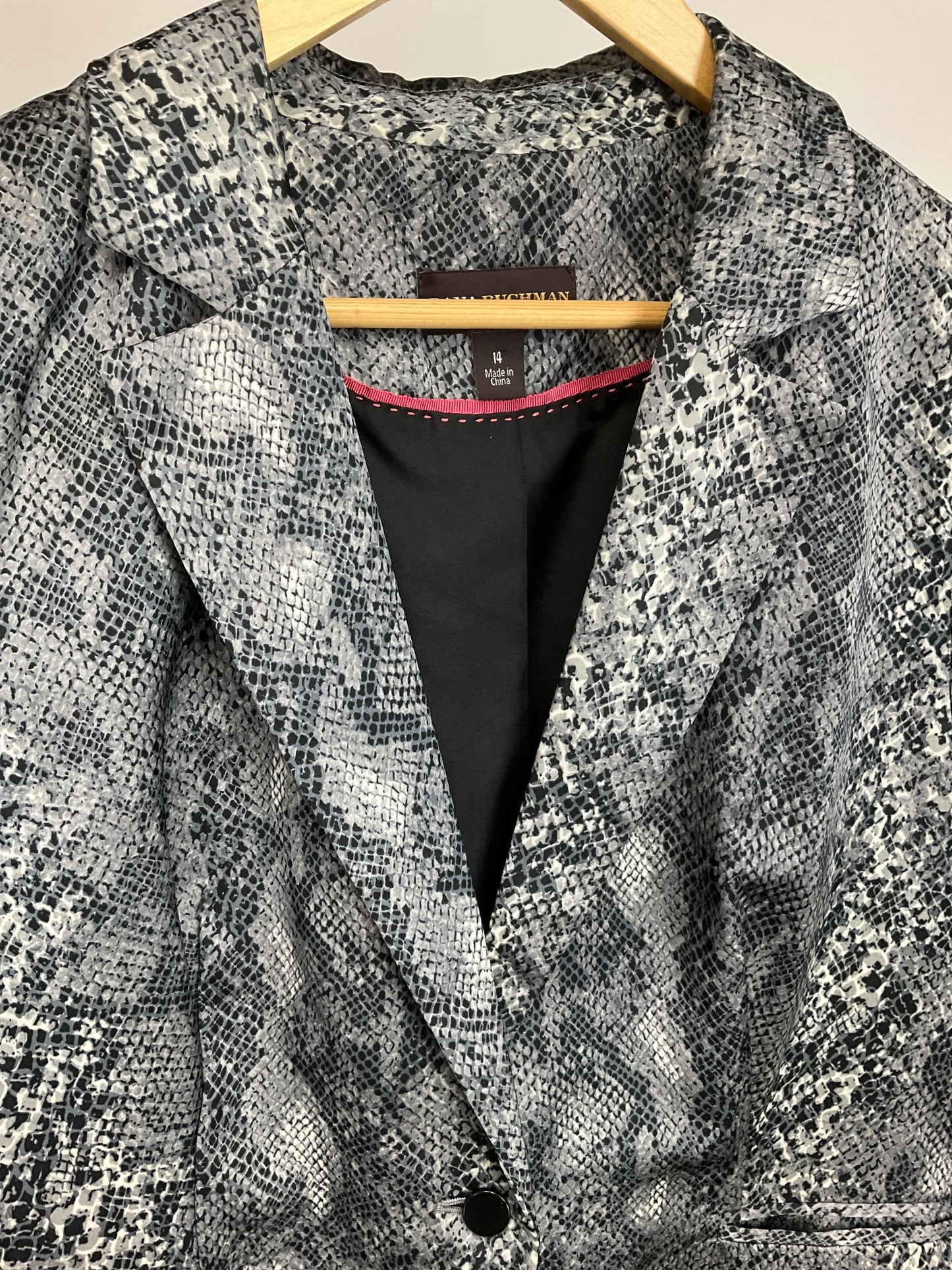 DANA BUCHMAN GRAY/BLACK BLAZER SZ 14
