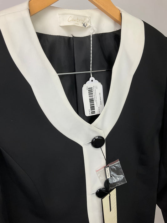 NWT CENTRIX BLK/WHT BLAZER SZ 8
