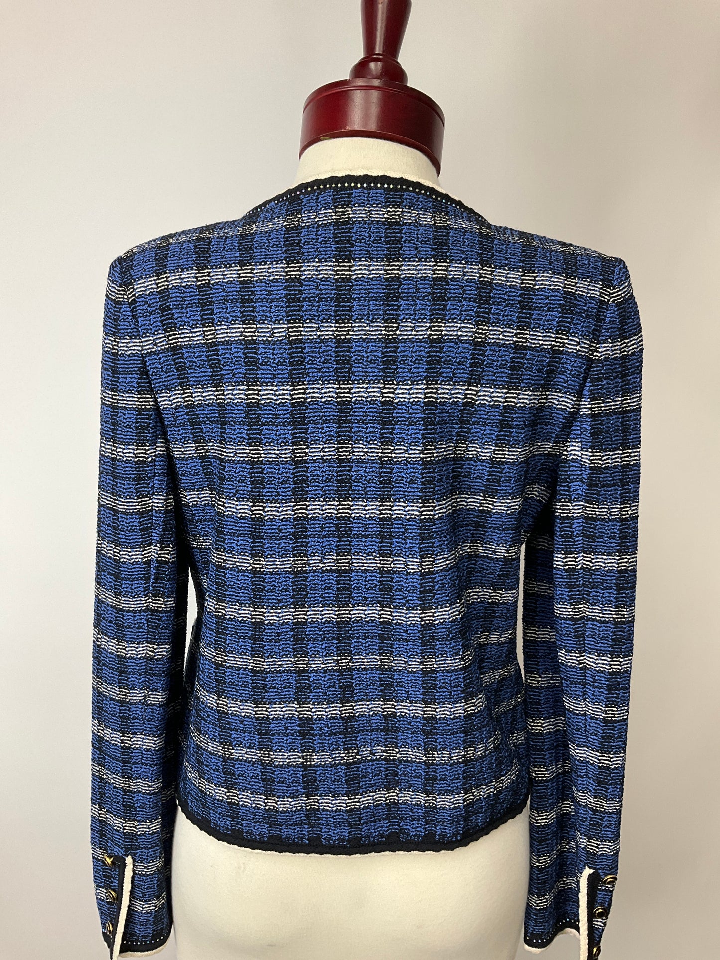 ST JOHN COLLECTION BLUE/WHITE BLAZER SZ 6