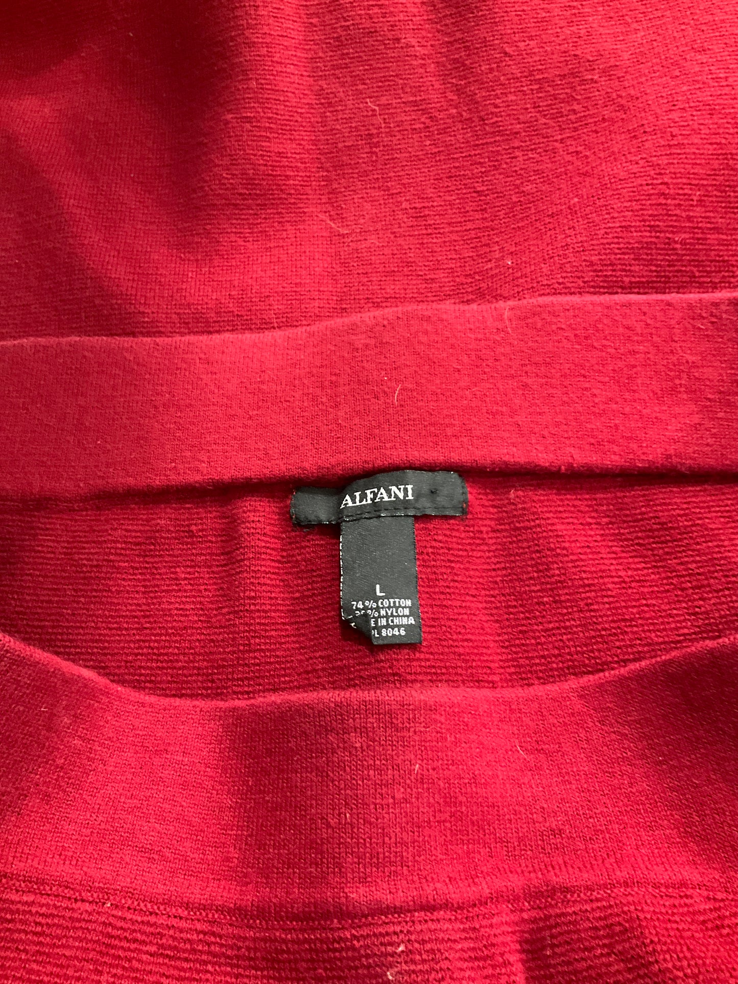 ALFANI RED SKIRT SZ L