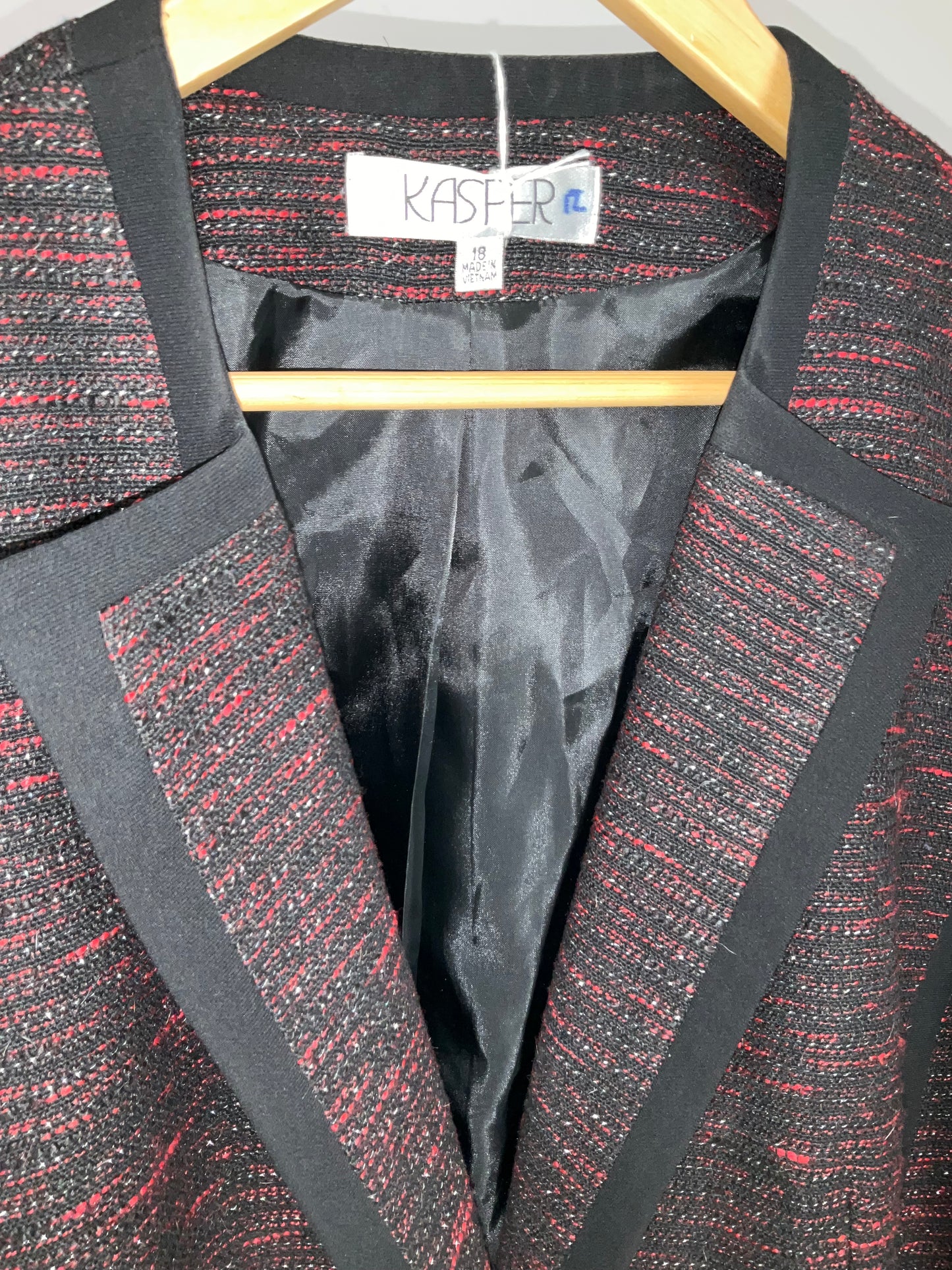 KASPER RED/BLACK BLAZER SZ 18