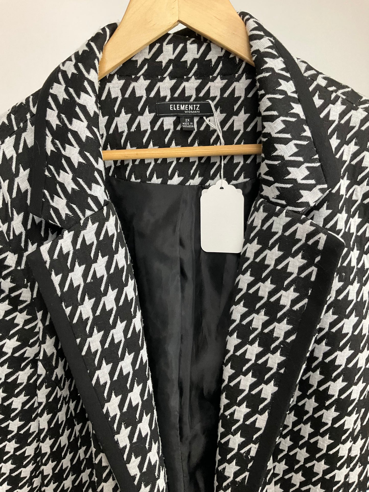 ELEMENTZ BLACK/WHITE BLAZER SZ 2X