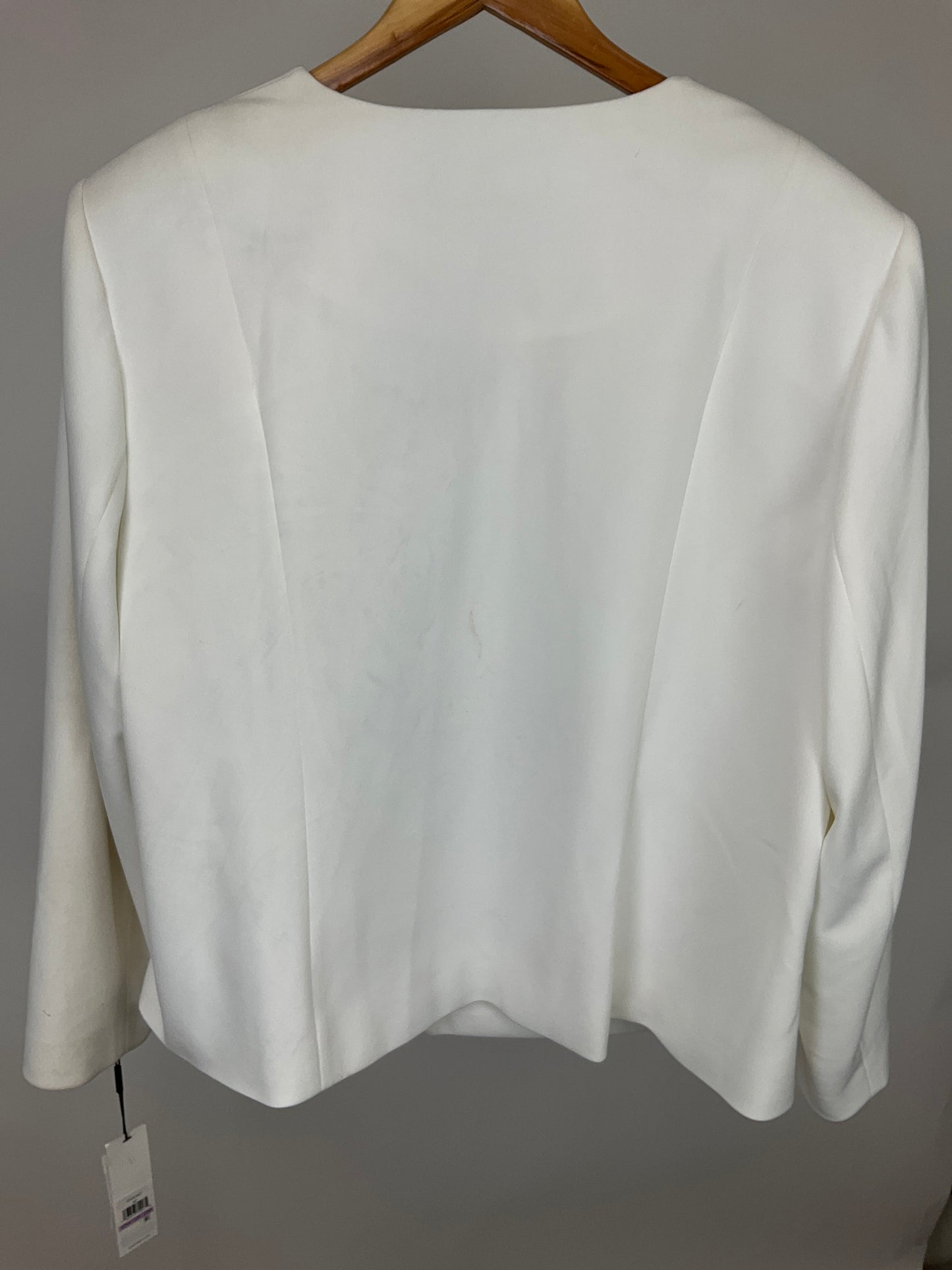 CALVIN KLEIN WHITE BLAZER SZ 22W