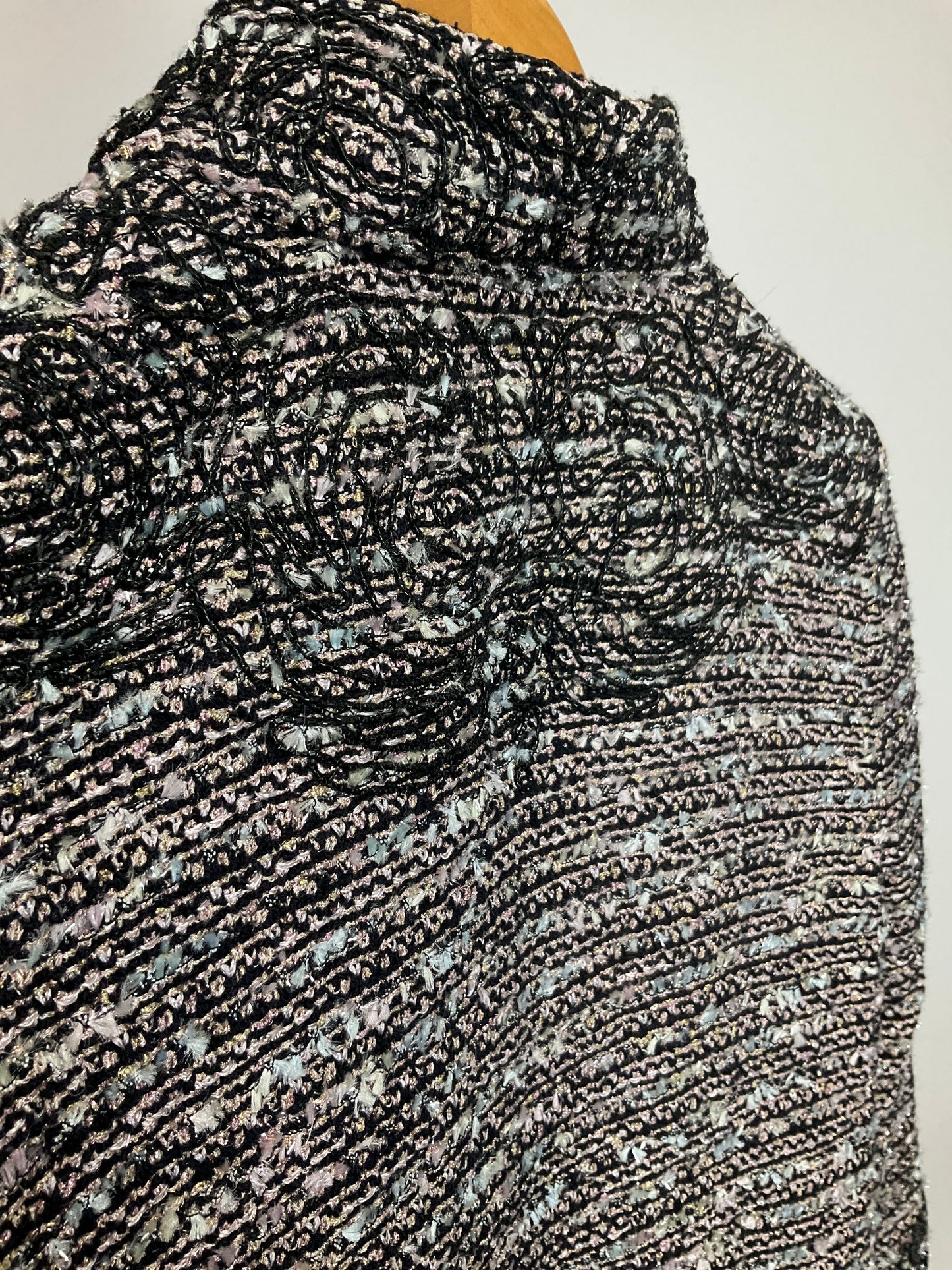 ST JOHN COUTURE SILVER BLAZER SZ 2