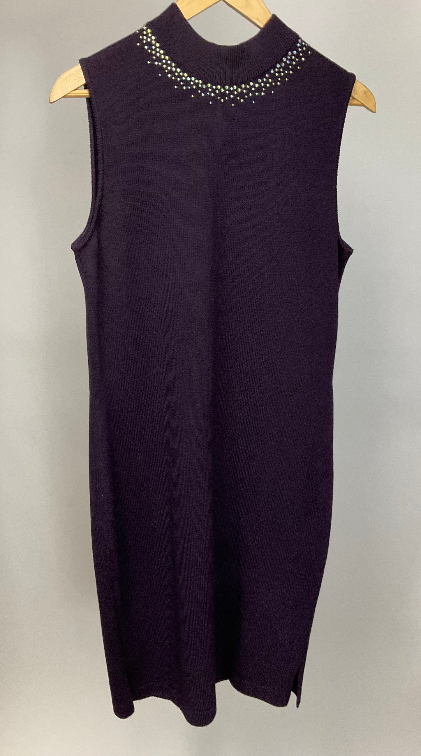 ST JOHN ESSENTIALS PLUM DRESS SZ 6