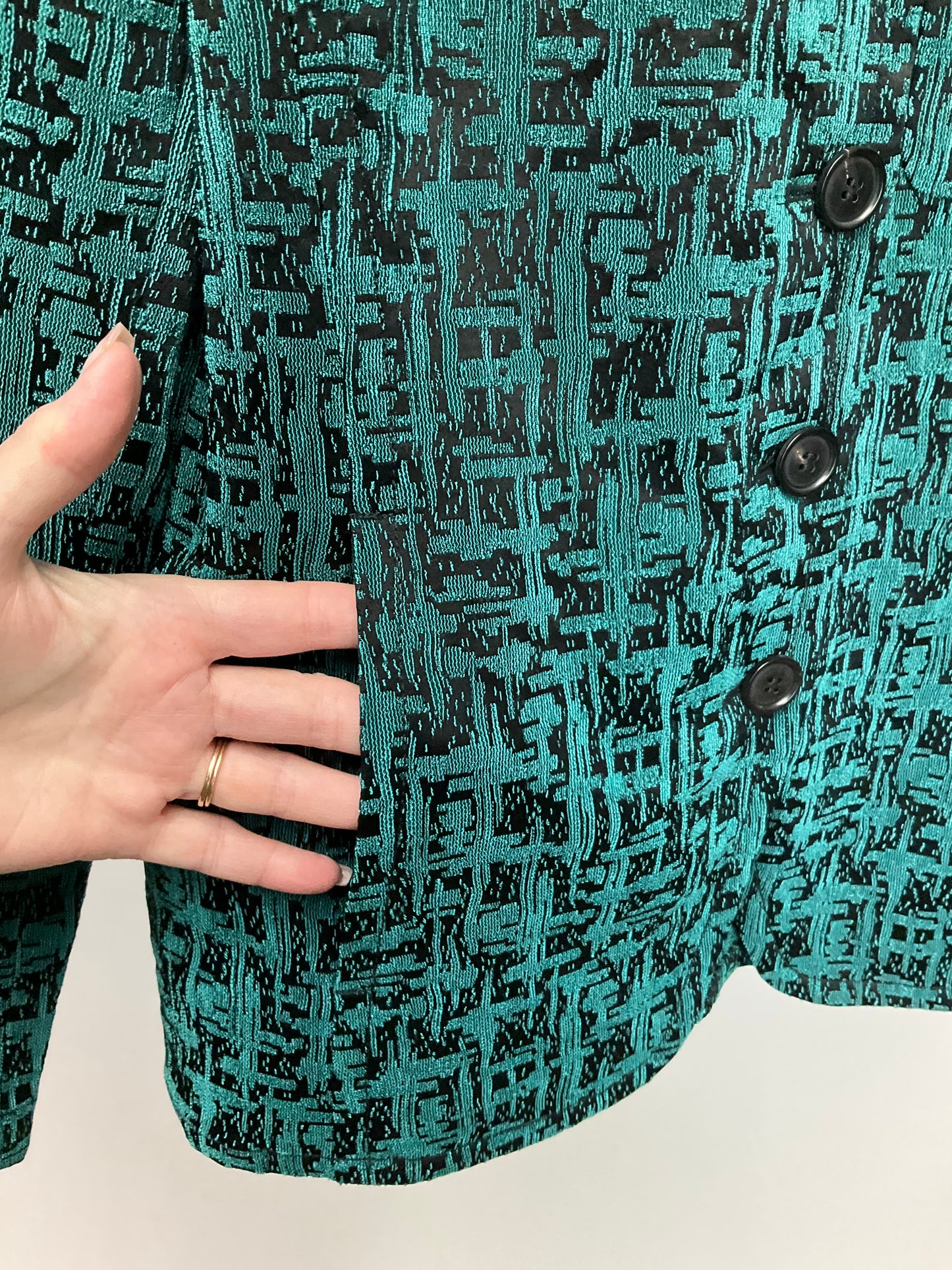 ST JOHN TEAL/BLACK SZ 6