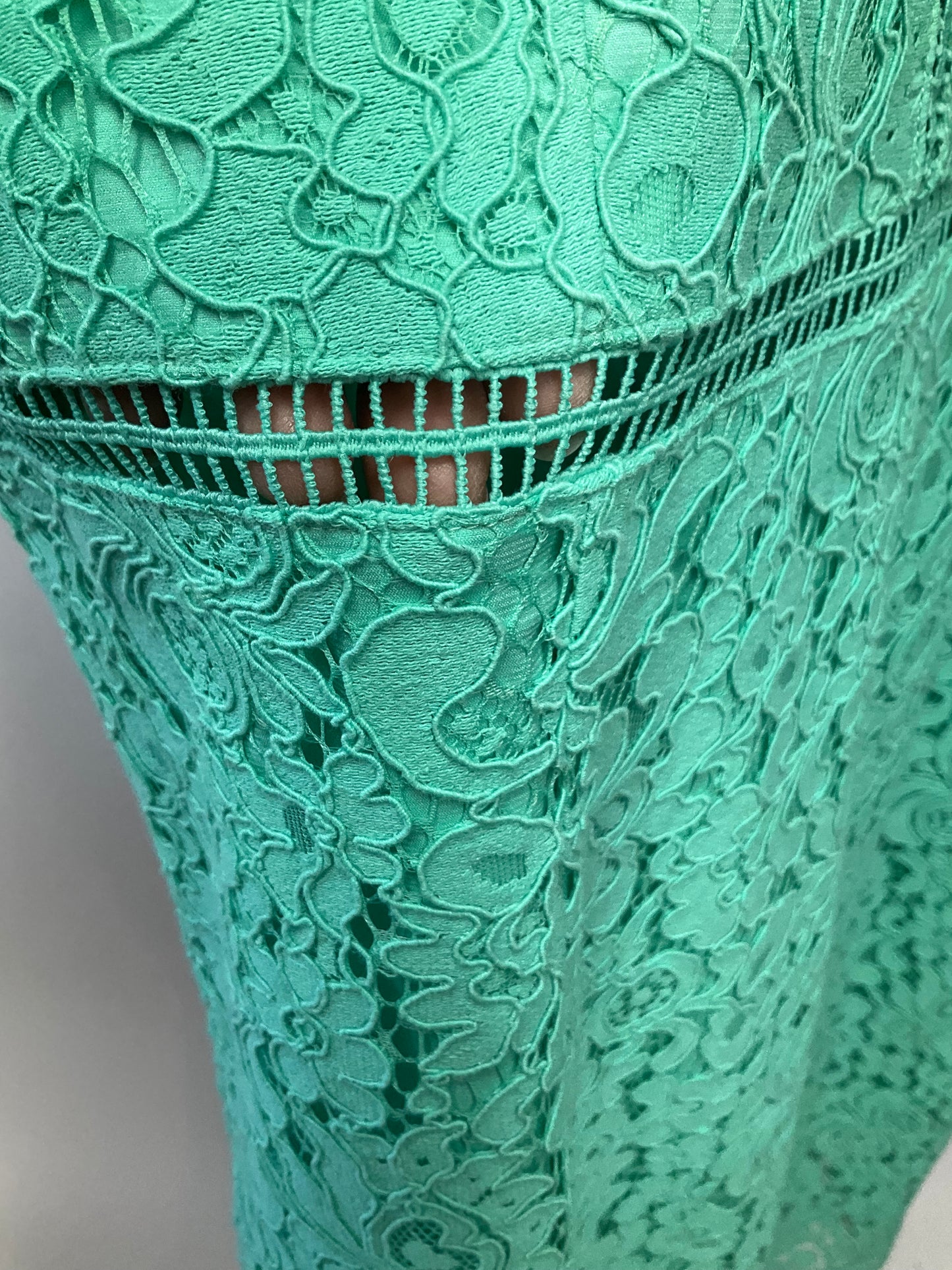 BARDOT GREEN LACE DRESS SZ 12