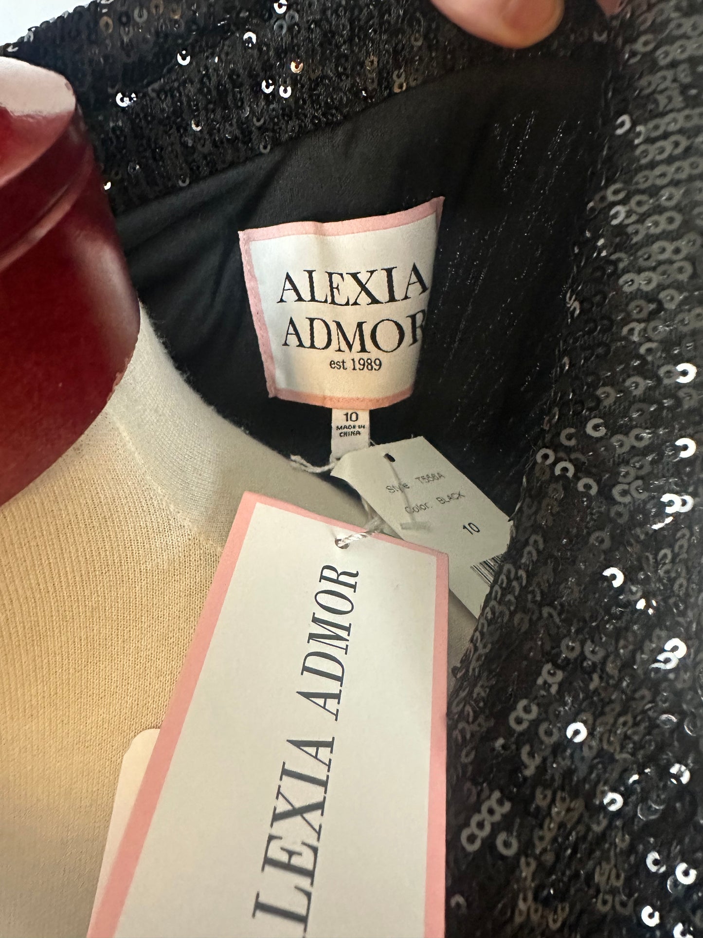 ALEXIA ADMOR BLACK SEQUIN BLAZER SZ 10