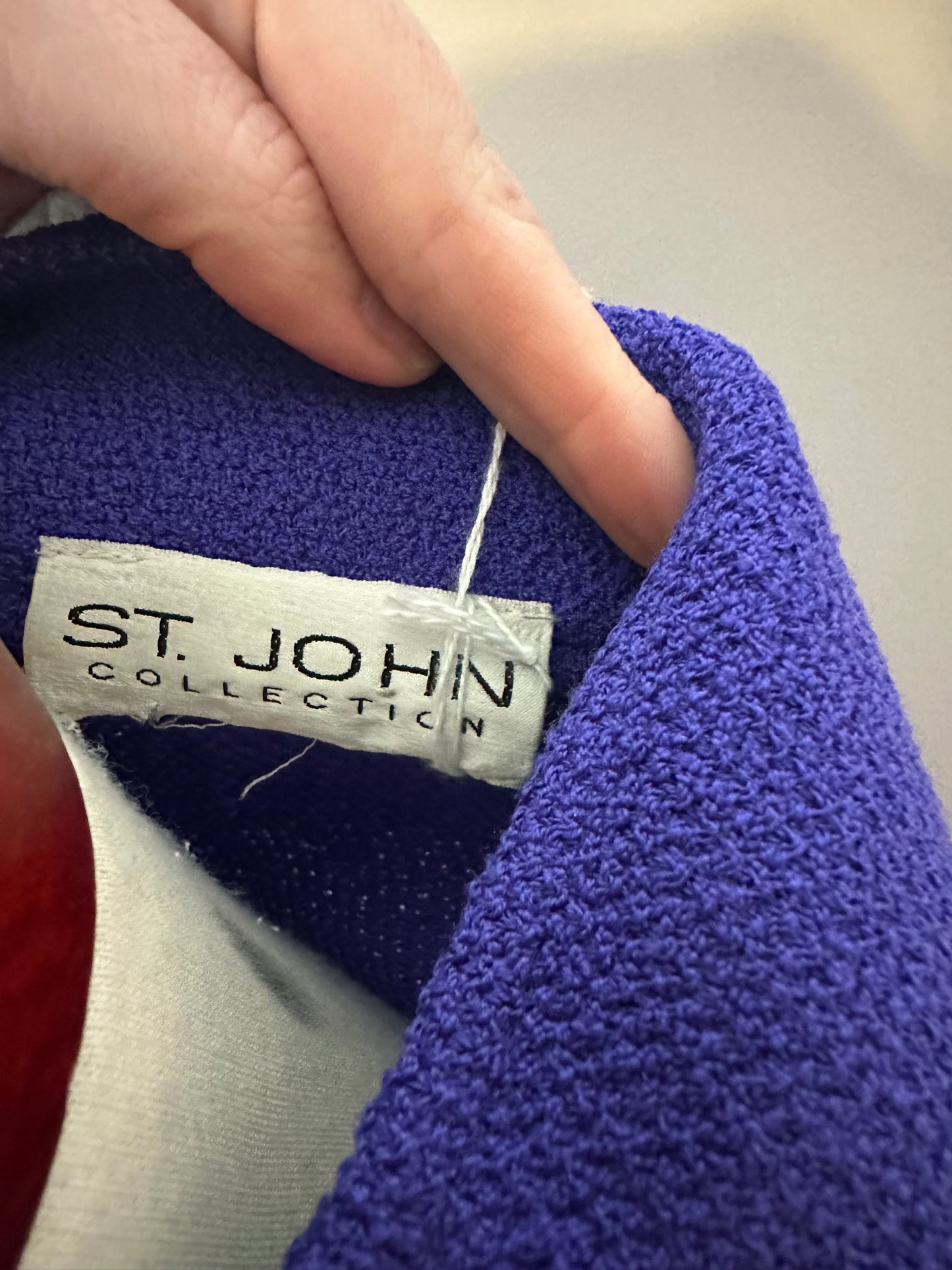 ST JOHN COLLECTION PURPLE KNIT JACKET SZ 4