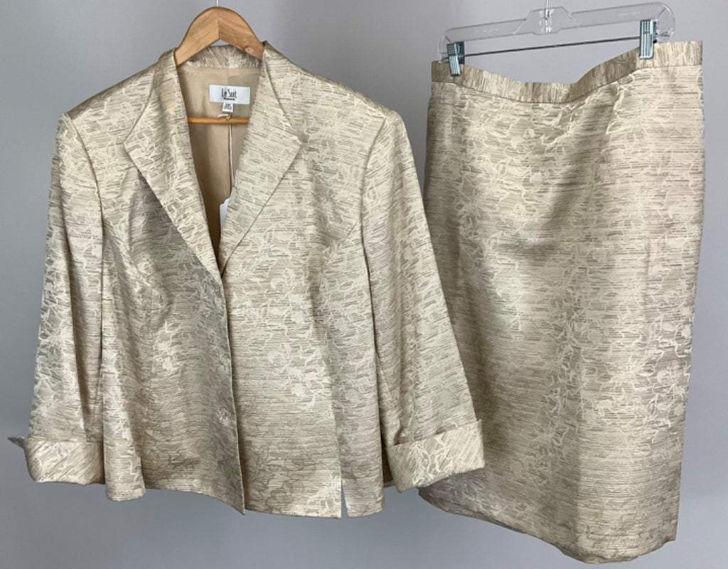 LE SUIT GOLD SKIRT SUIT SZ 24W