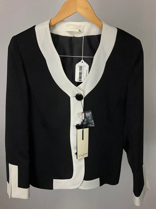NWT CENTRIX BLK/WHT BLAZER SZ 8