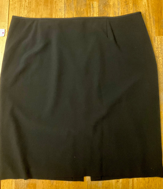 NO BRAND BLACK SKIRT SZ 22W
