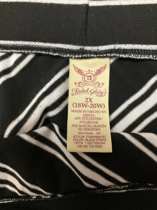 FADED GLORY BLACK & WHITE SKIRT SZ 2X