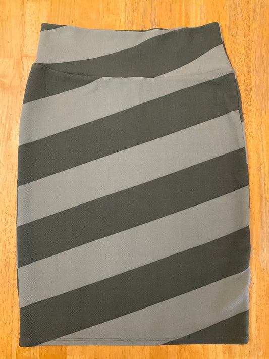 LULAROE GRAY/SAGE SKIRT S M