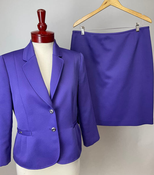 TAHARI PURPLE SKIRT SUIT S 12
