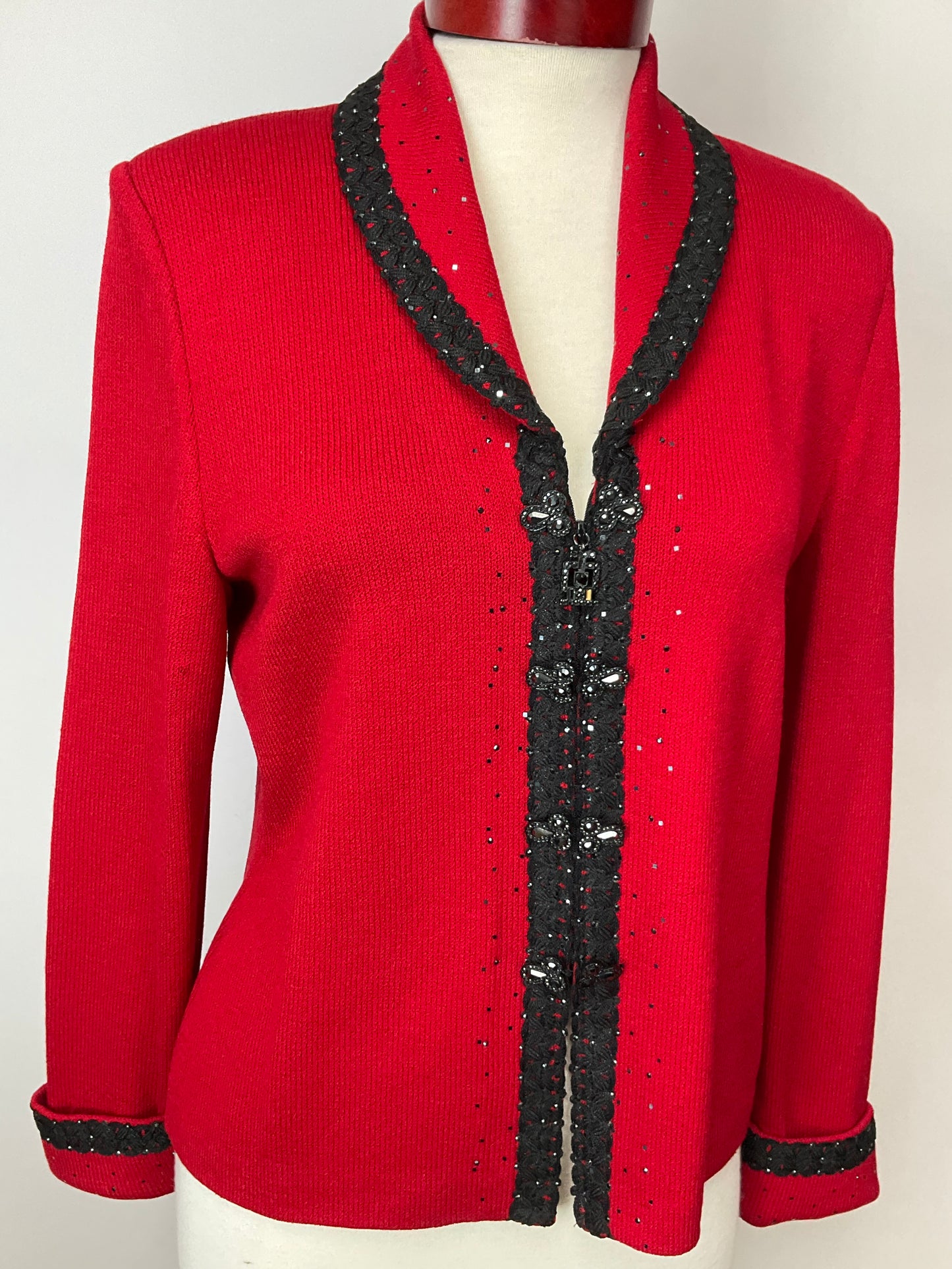 ST JOHN EVENING RED/BLACK SKIRT SUIT SZ 4/6