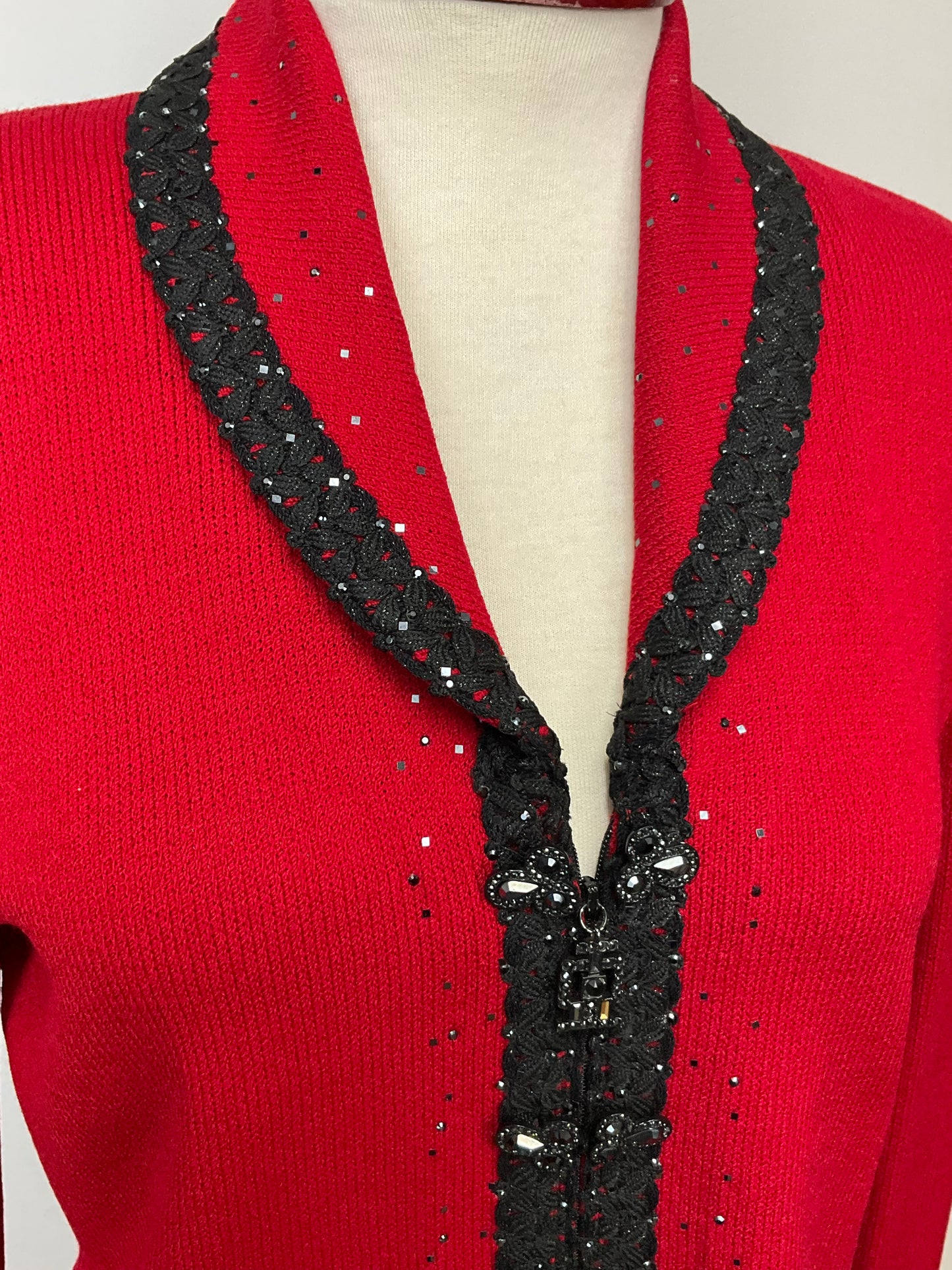 ST JOHN EVENING RED/BLACK SKIRT SUIT SZ 4/6