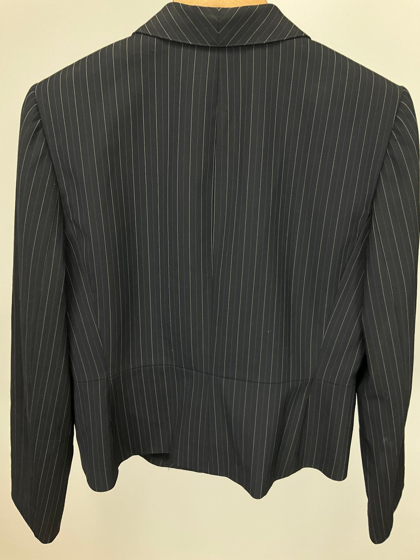 ALEX MARIE BLACK PINSTRIPE SKIRT SUIT SZ 10/12