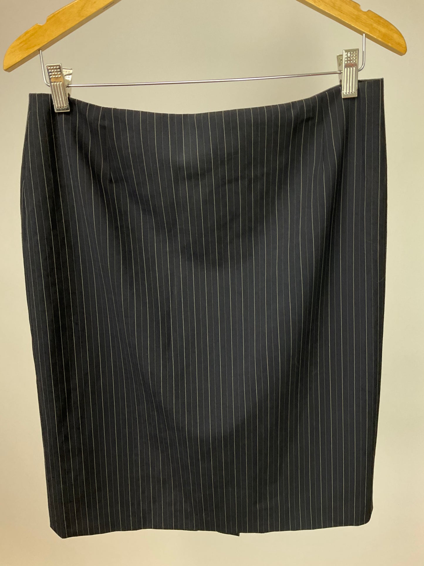 ALEX MARIE BLACK PINSTRIPE SKIRT SUIT SZ 10/12