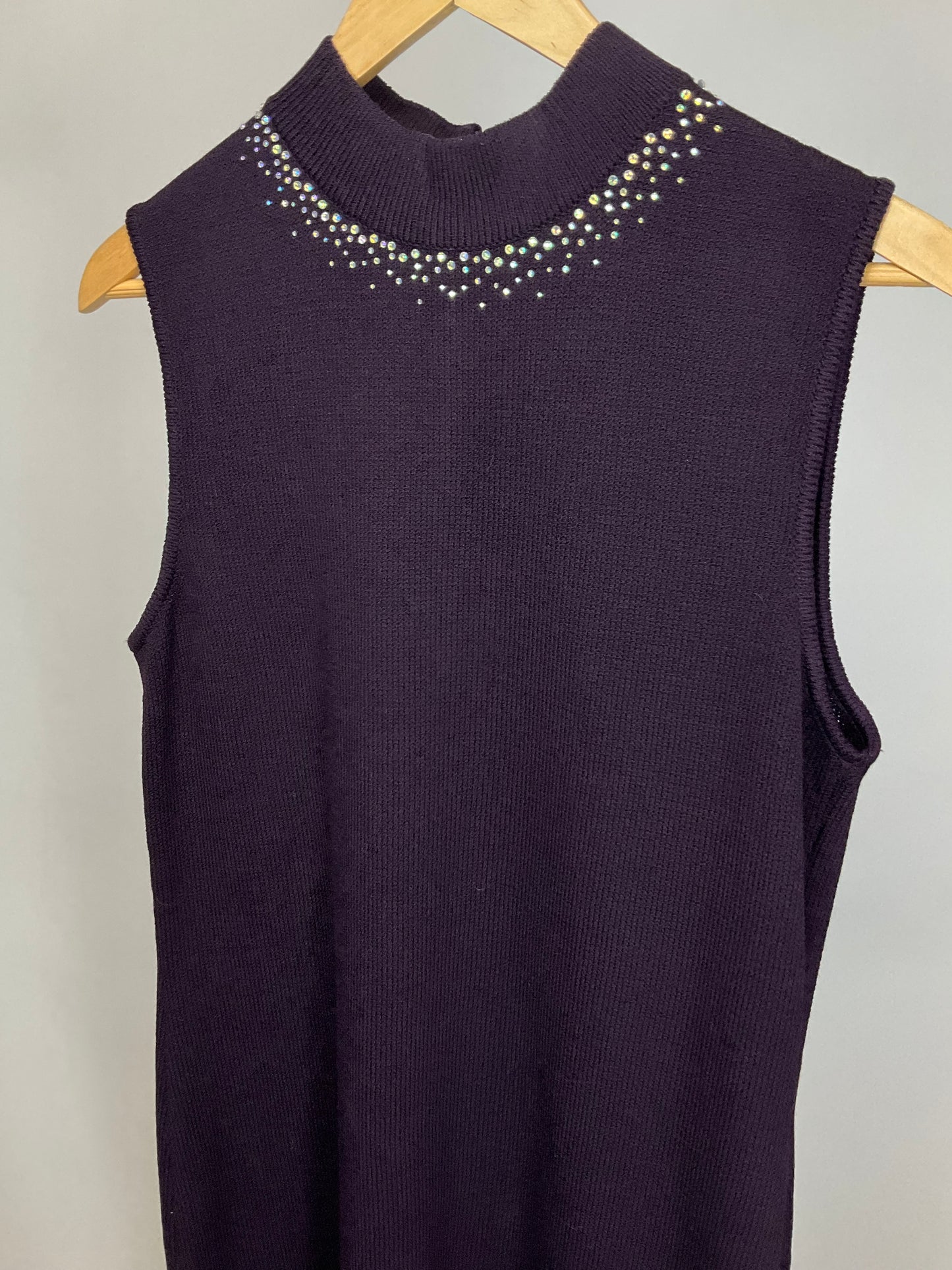 ST JOHN ESSENTIALS PLUM DRESS SZ 6