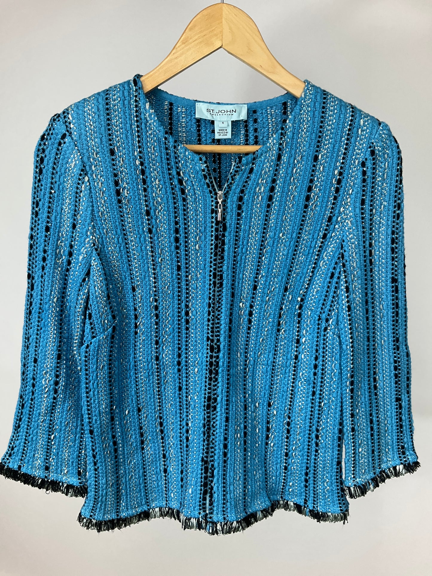 ST JOHN COLLECTION BLUE SZ 4