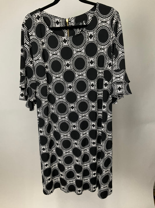 RONNI NICOLE BLACK WHITE DRESS SZ 18W