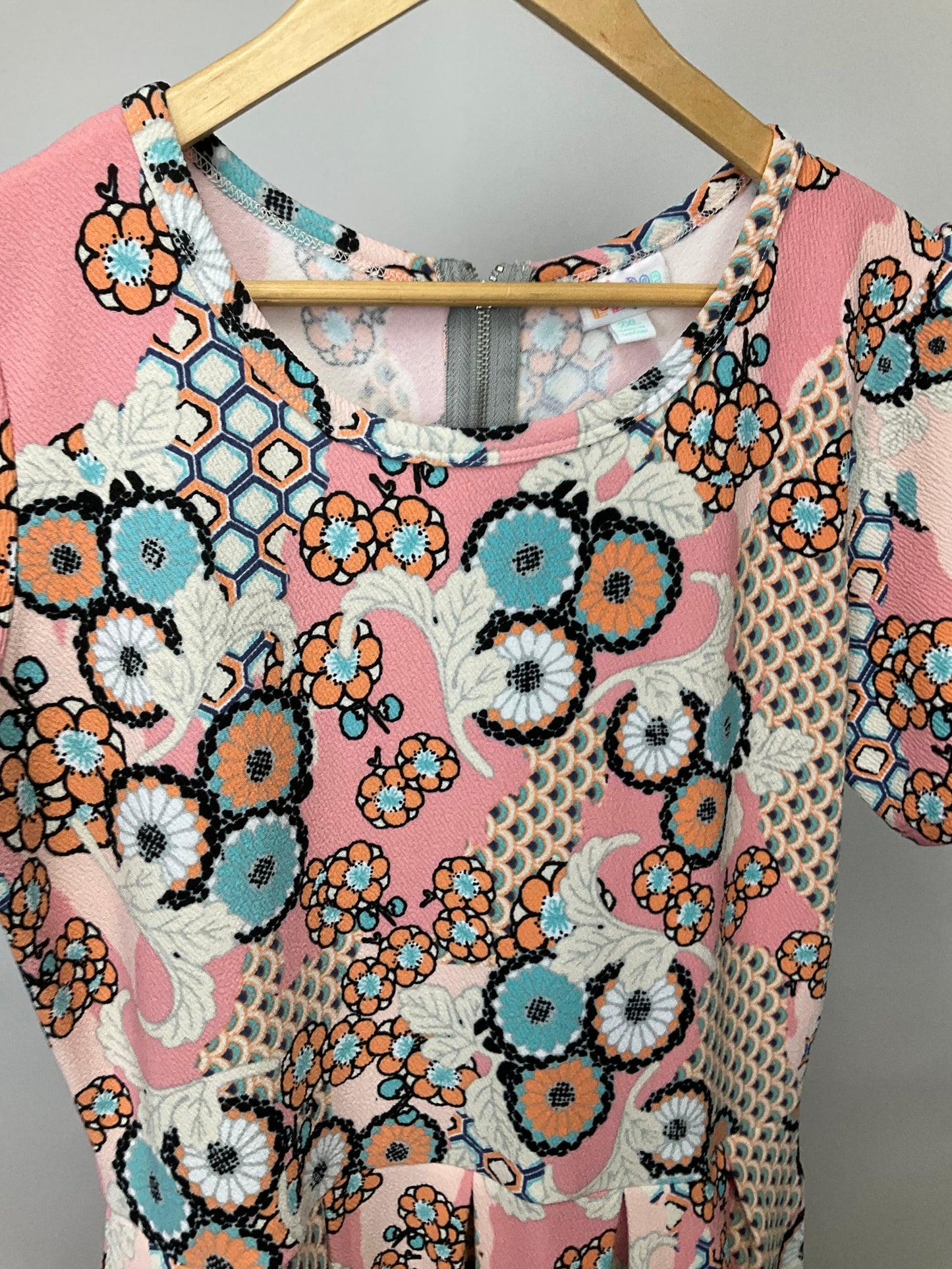 LULAROE PINK/BLUE FLORAL DRESS SZ 2XL