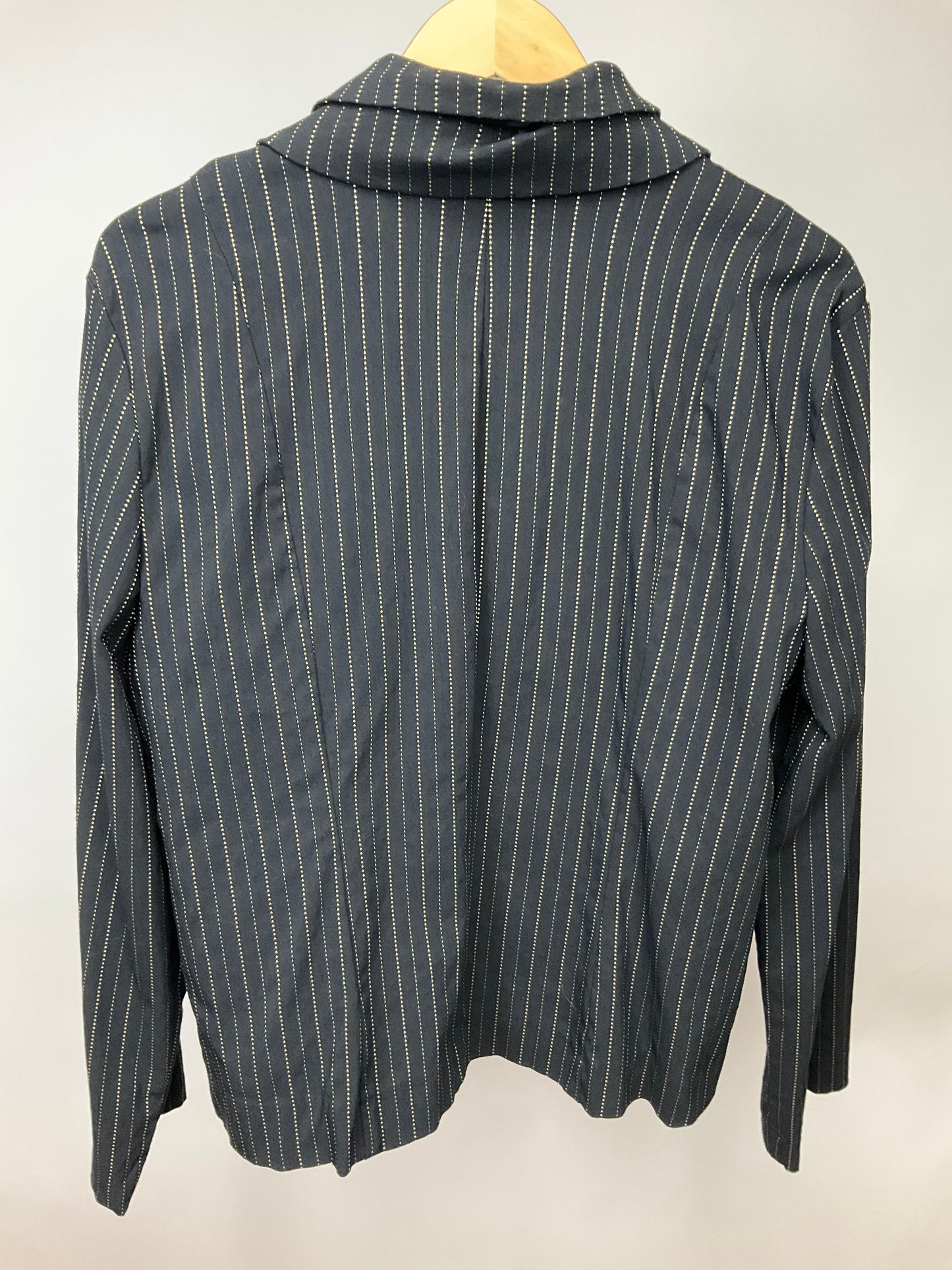T MILANO BLACK PINSTRIP SKIRT SUIT SZ 18