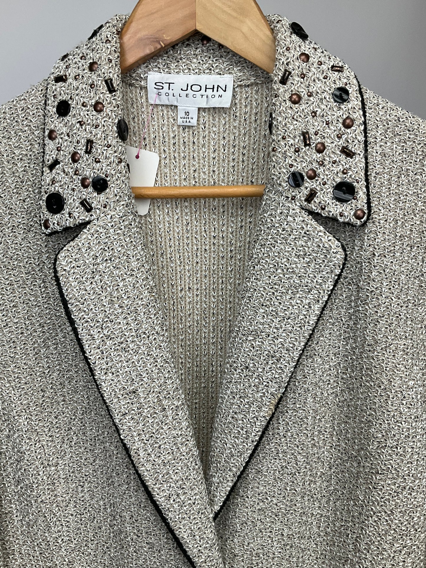 ST JOHN COLLECTION TAN/BLACK BLAZER SZ 10