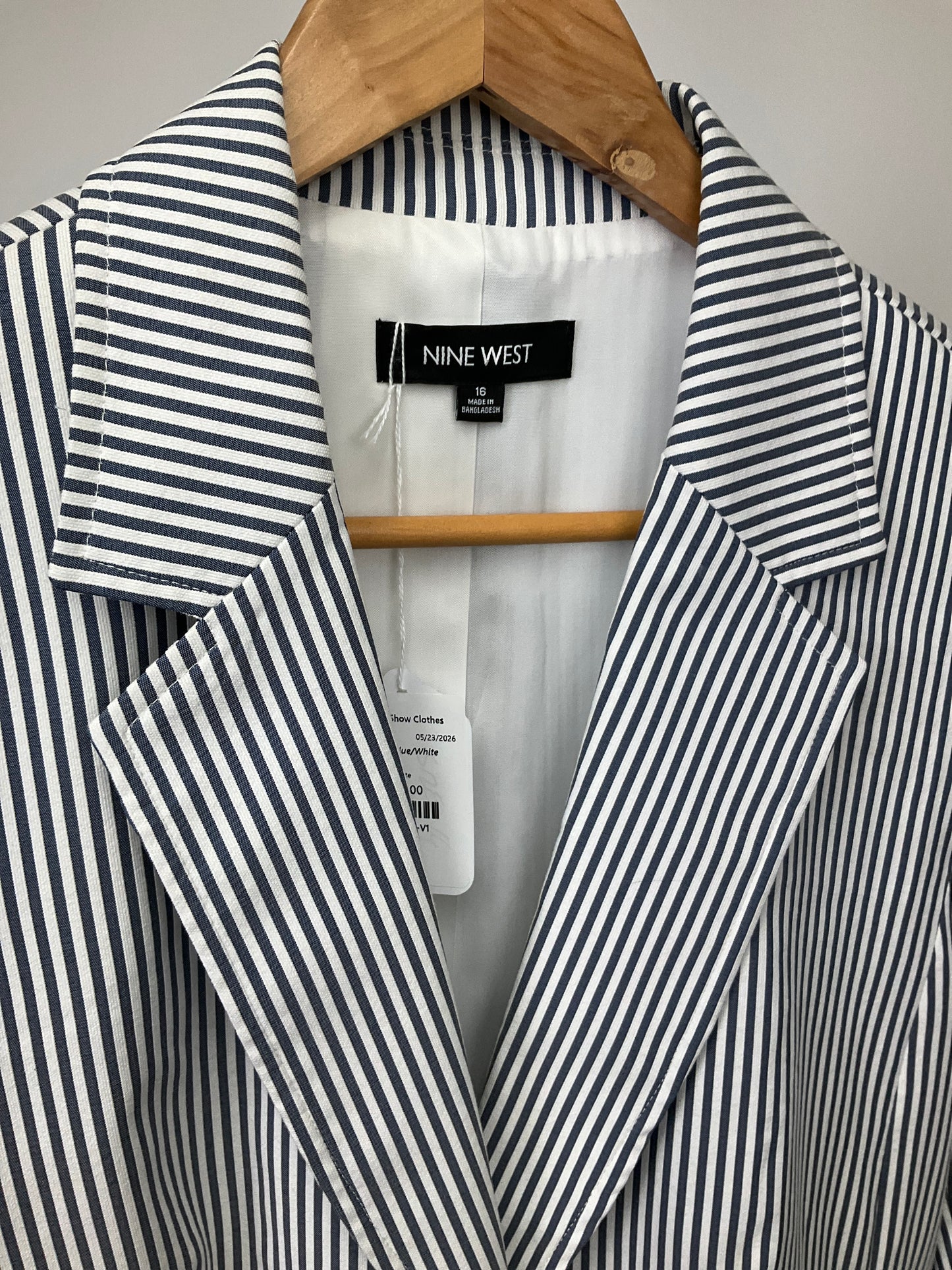 Nine West Blue/White Blazer SZ 16