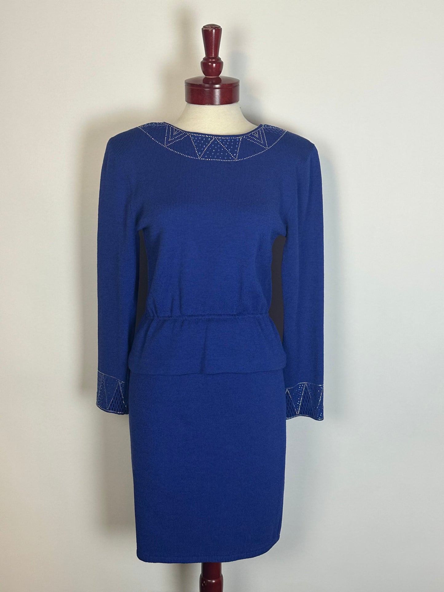 ST JOHN EVENING PURPLE SKIRT SUIT SZ 10