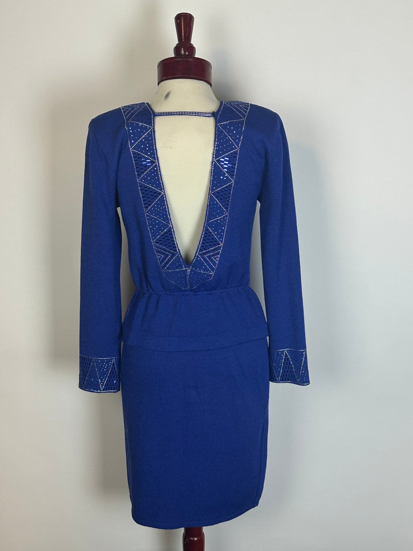 ST JOHN EVENING PURPLE SKIRT SUIT SZ 10