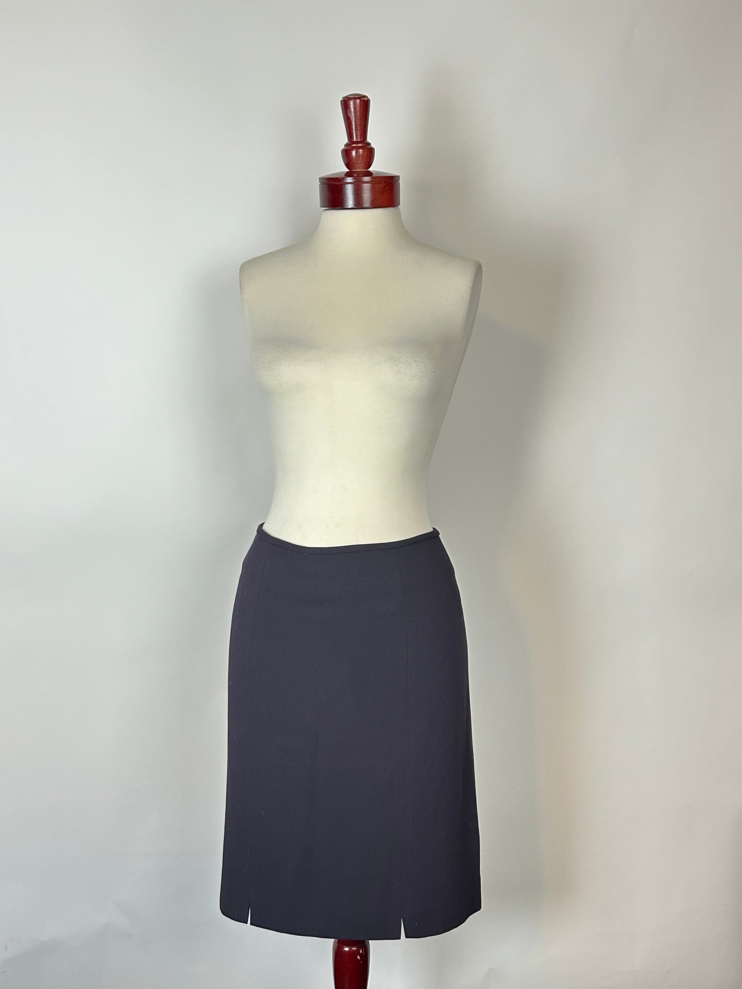 Kasper Plum suit with Rhinestones sz 6-8
