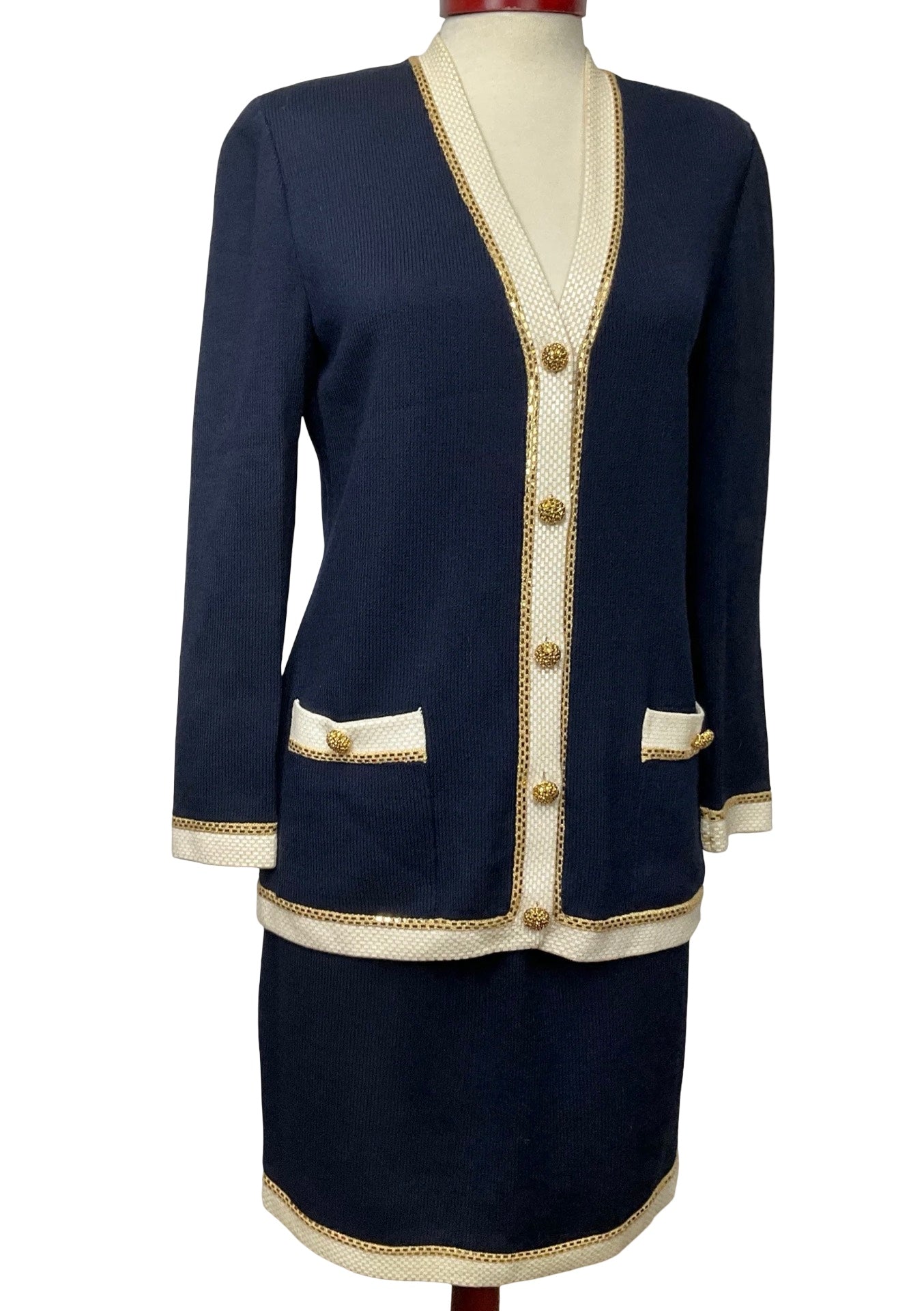 ST JOHN EVENING BLUE/CREAM SKIRT SUIT SZ 6/8