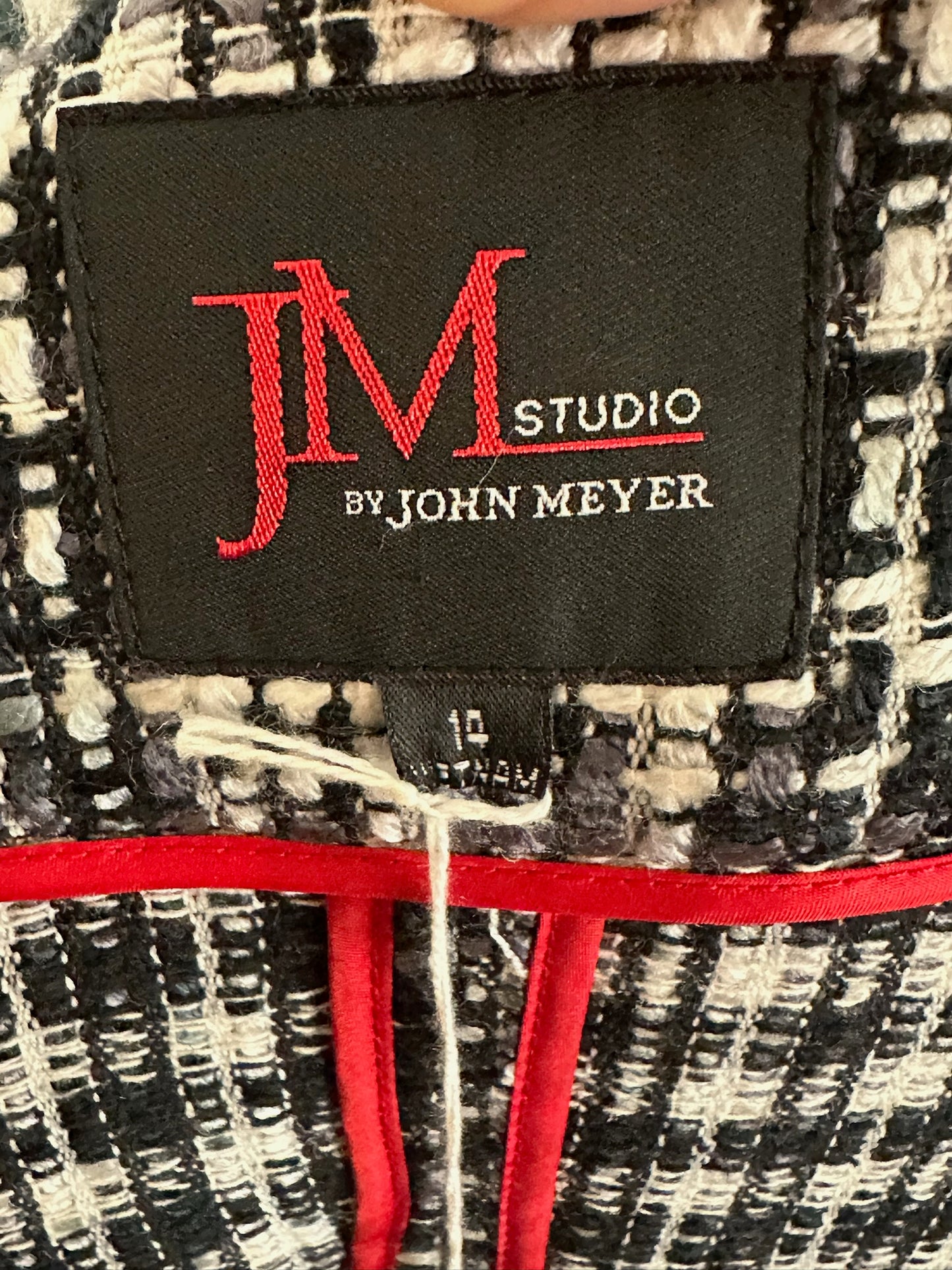 JM STUDIO BLACK/WHITE BLAZER SZ 14