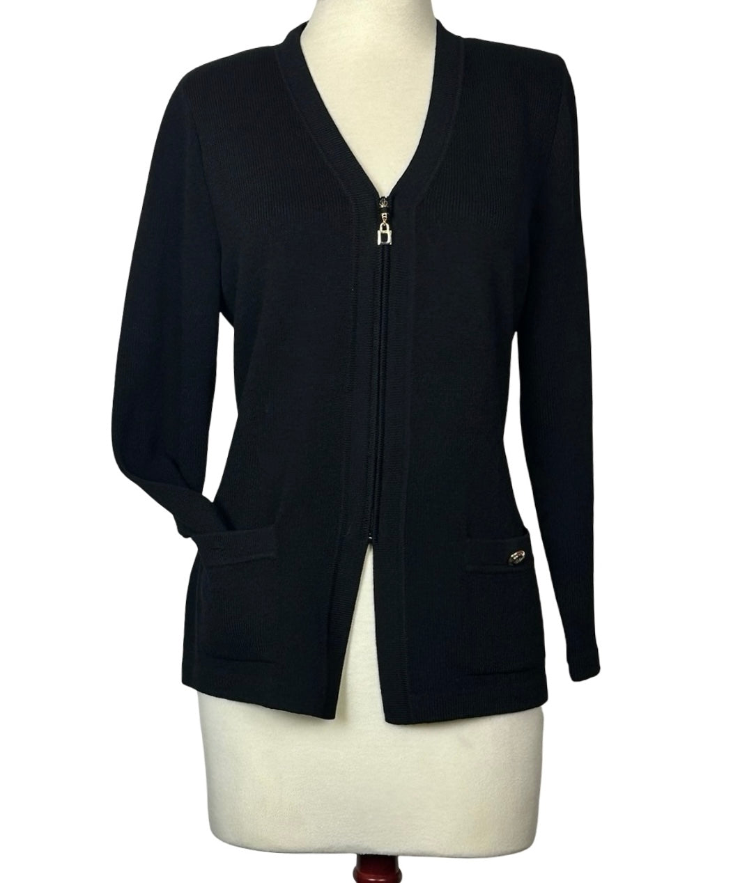 ST JOHN BASICS BLACK BLAZER SZ 10