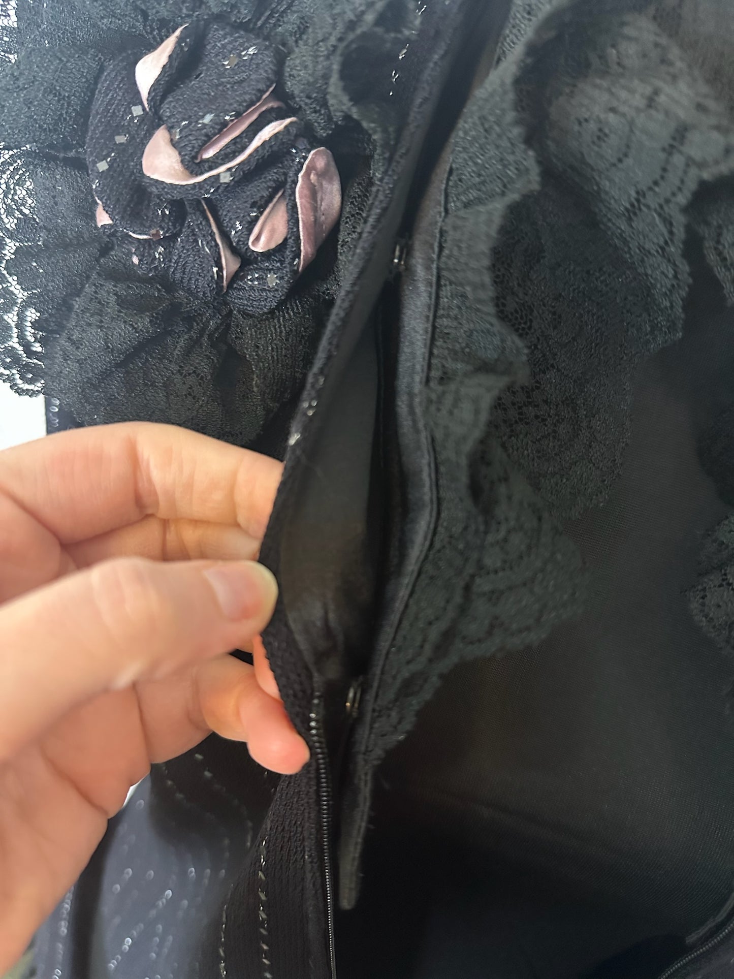 ST JOHN EVENING BLACK BLAZER SZ 6
