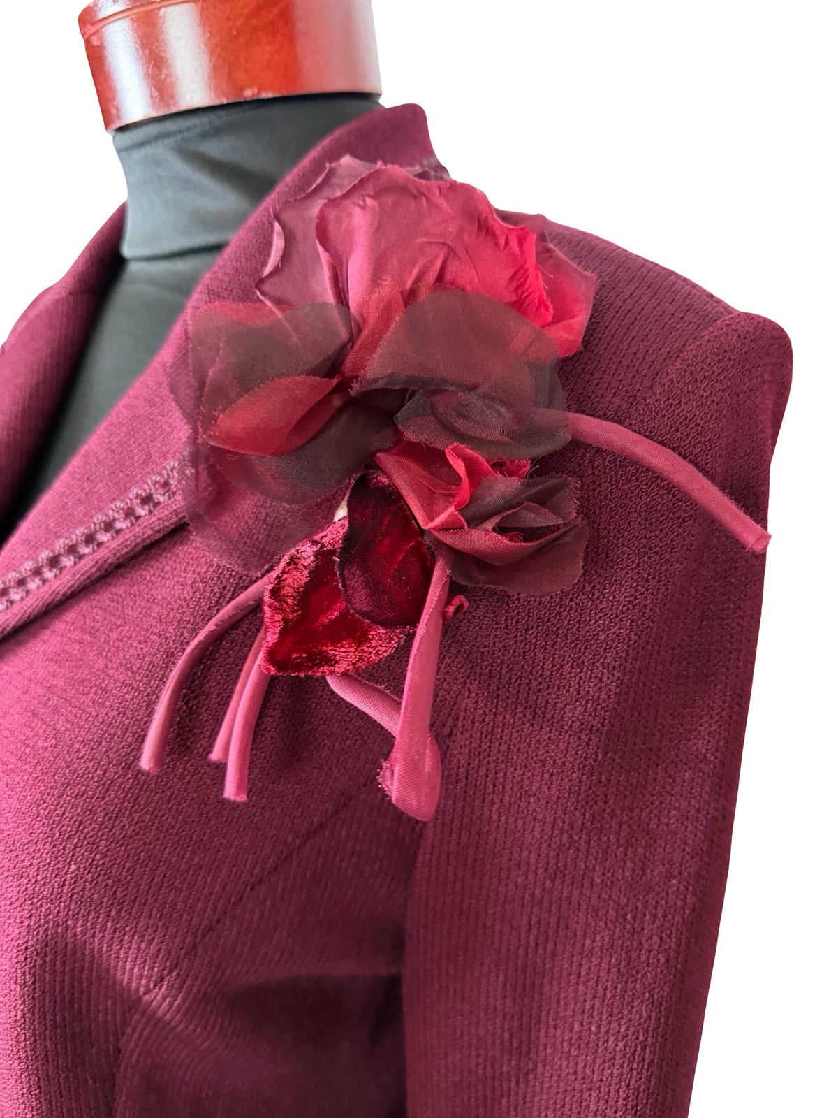 ST JOHN COLLECTION CABERNET SKIRT SUIT