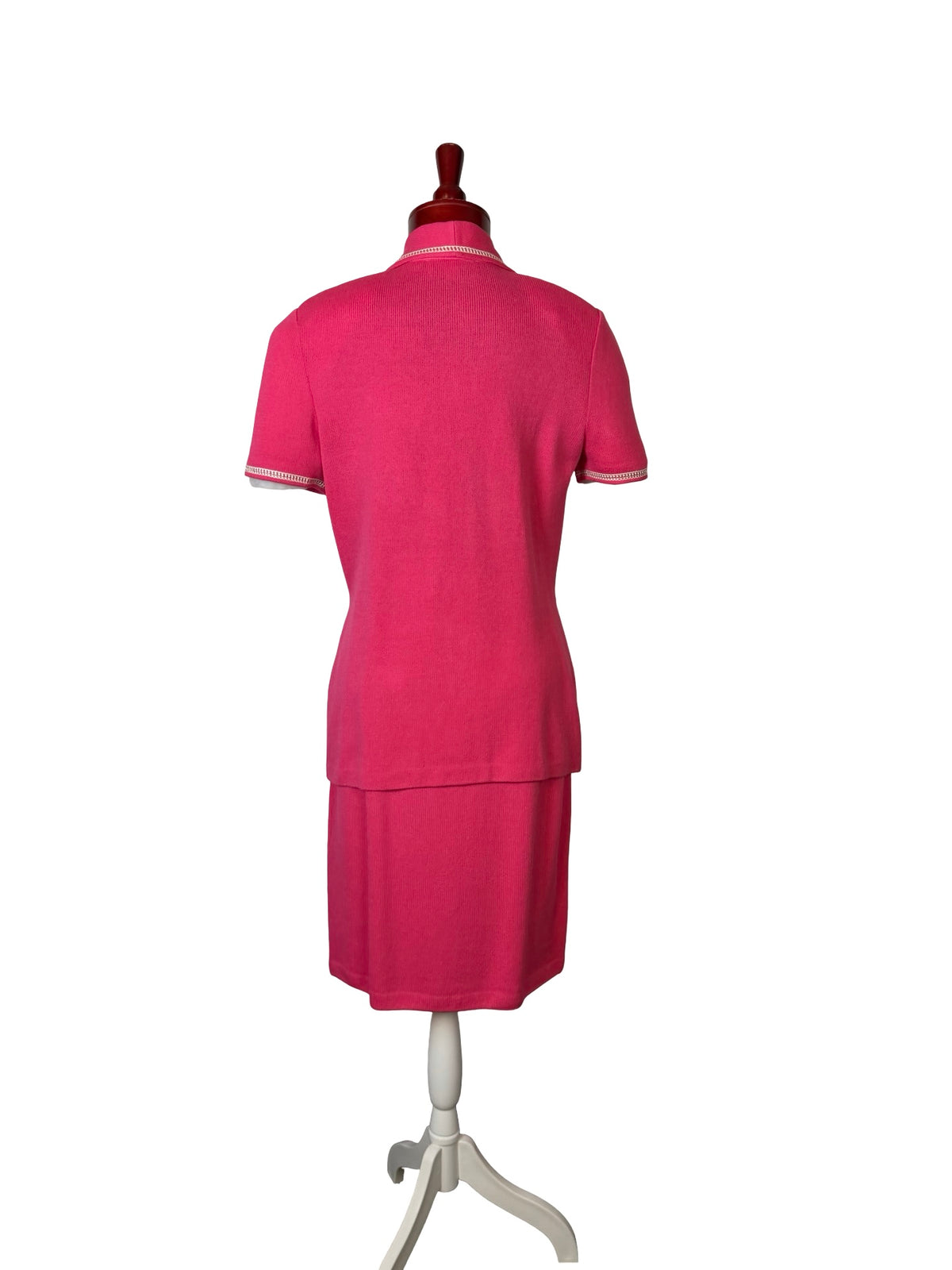 ST JOHN PINK SHORT SLEEVE SKIRT SUIT