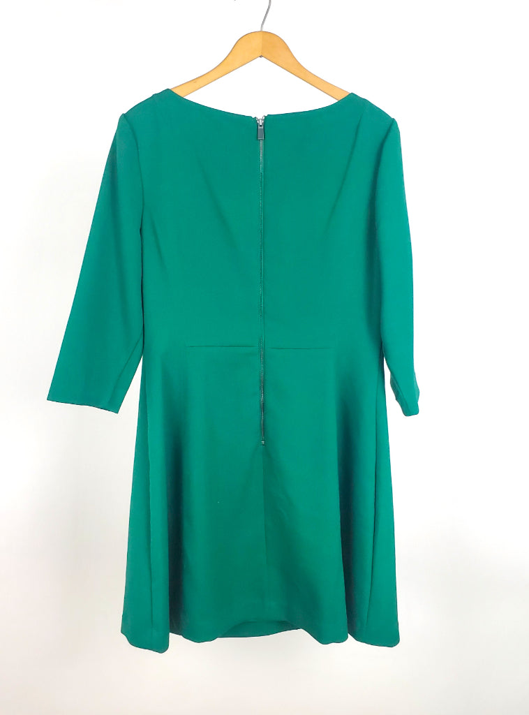 VINCE CAMUTO GREEN DRESS SZ 16 VINCE CAMUTO GREEN DRESS SZ 16